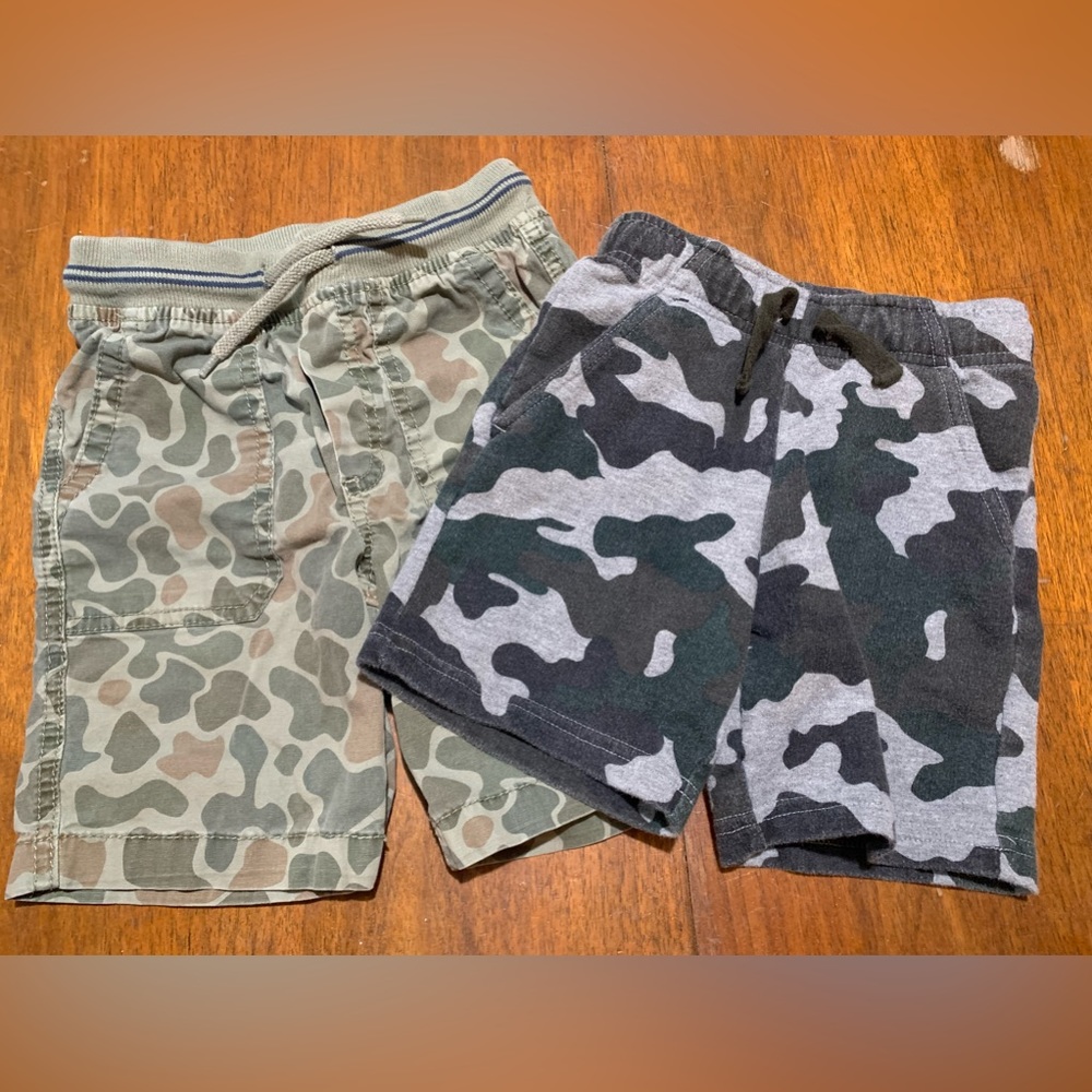 OshKosh and Cat and Jack Boys Camo Shorts Size 4